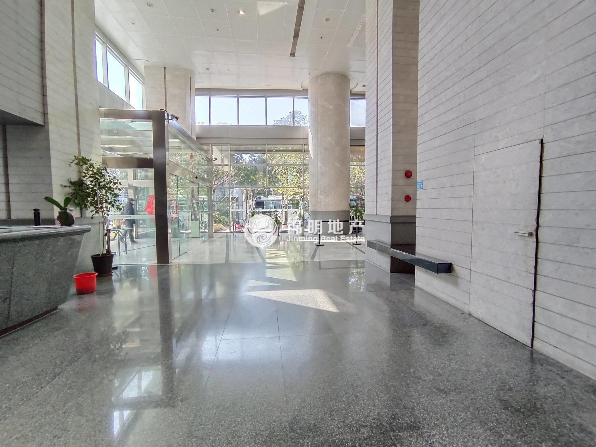 中山公园绿地商务大厦128平米写字楼出租